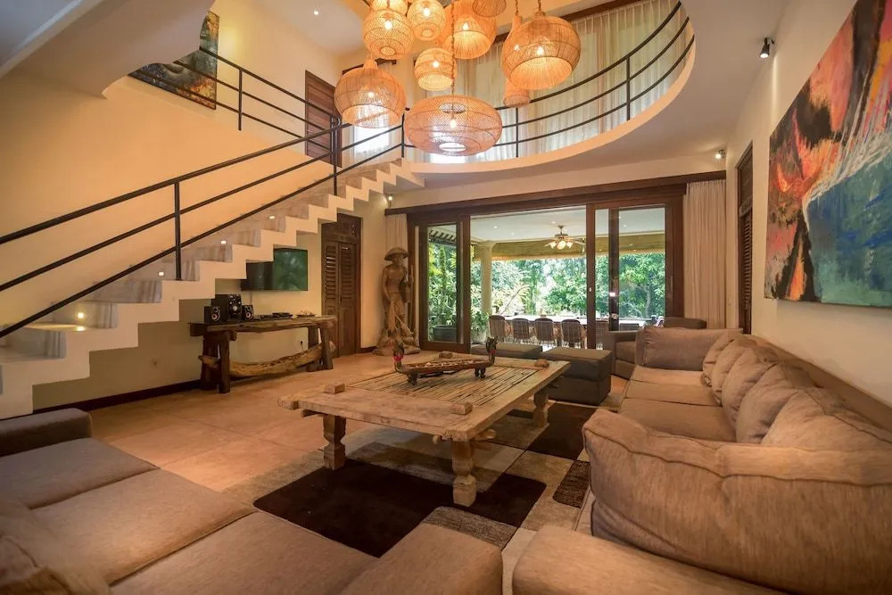 Jessica Estate