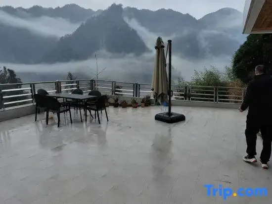 Tonglu Yunjing Homestay