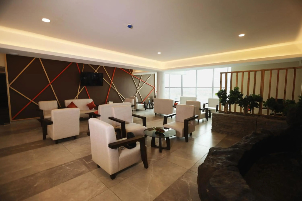 Отель PrideInn Plaza Nairobi Airport