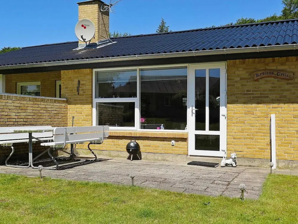 Fabulous Holiday Home in Struer near Sea