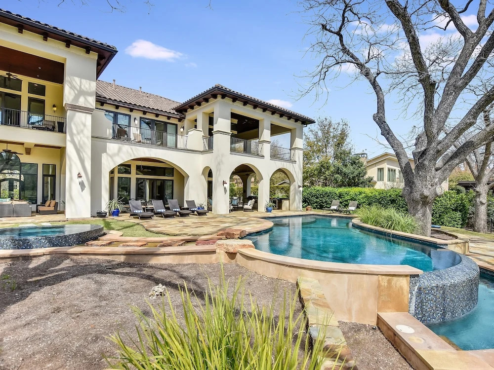 The Arrive Santa Barbara Lake Austin 5 Bedroom Estate