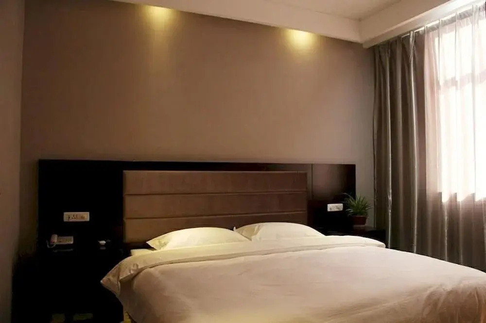Shenjian Hotel