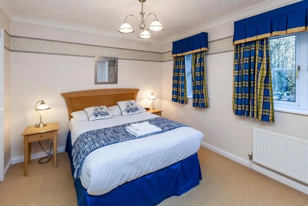 Churchill Way Suite