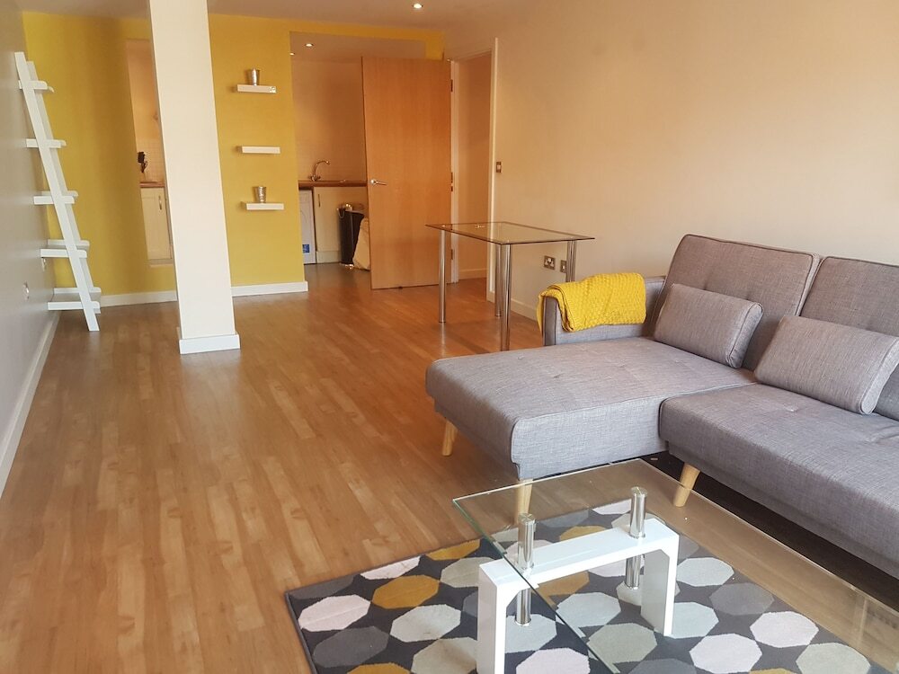 TP Apartments  - Avoca Court