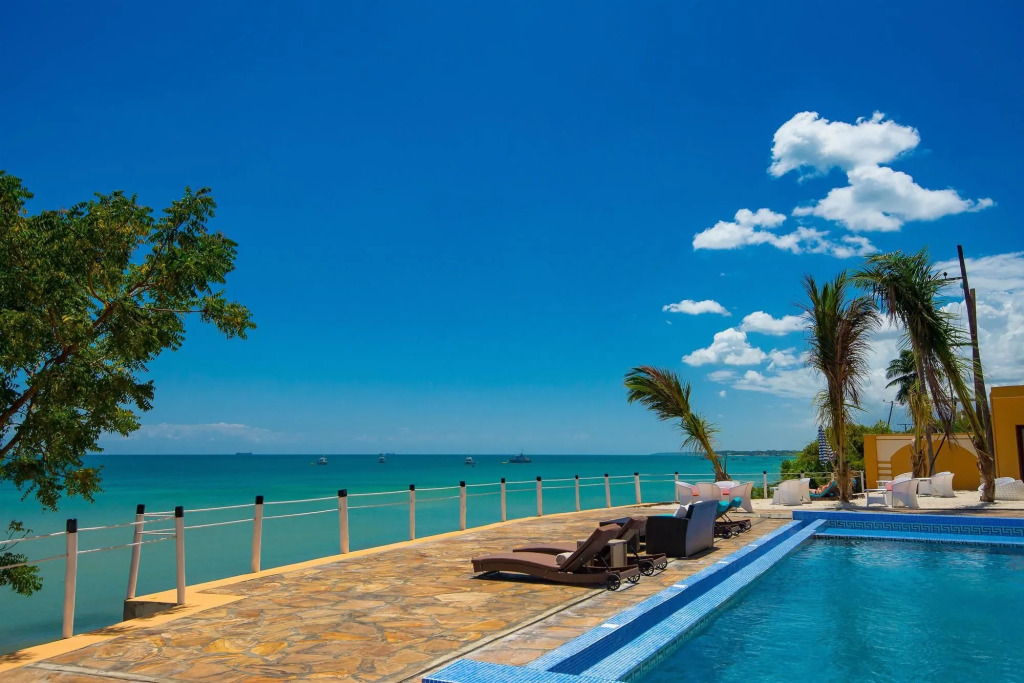 Golden Tulip Zanzibar Resort