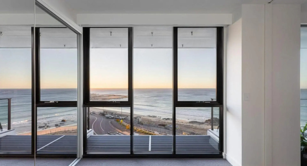 The Outlook 2 - Beachfront Apartment Newcastle