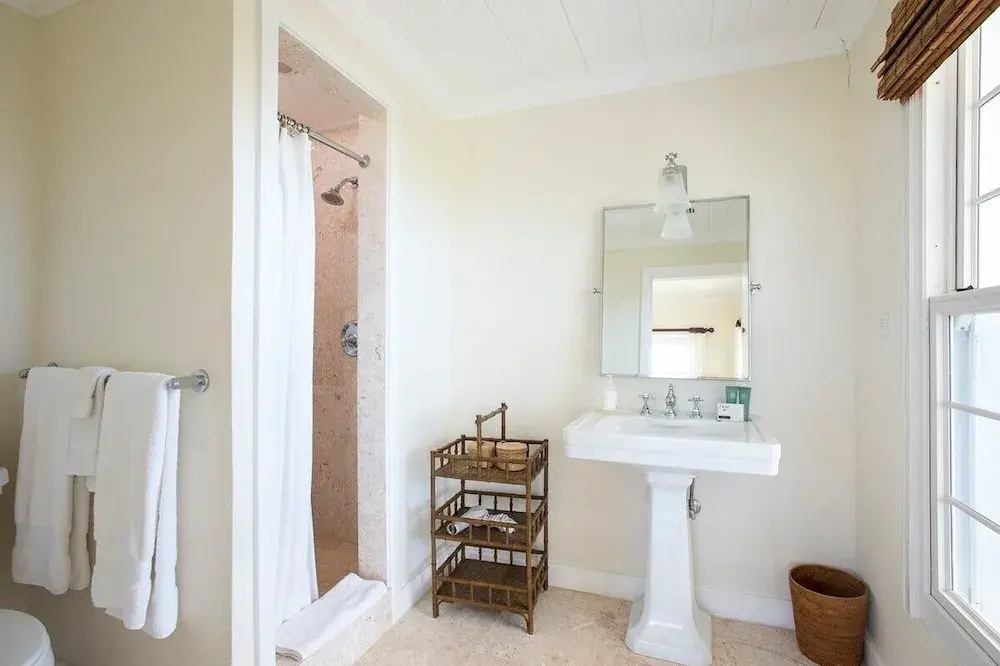 Buccaneer Hill 6 Bedroom Home