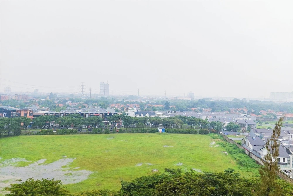 Homey And Modern 1Br At Paddington Heights Apartment