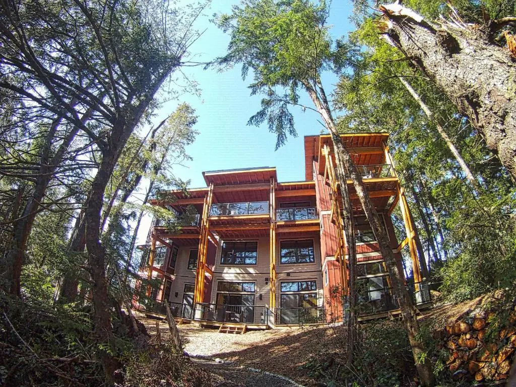 The Cabins at Terrace Beach