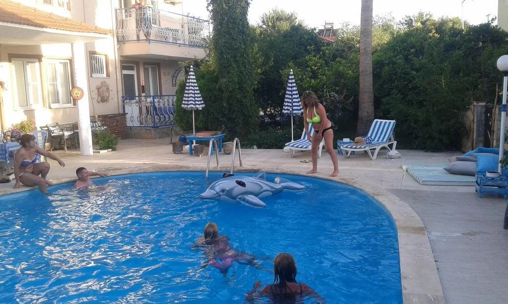 Apart Gala