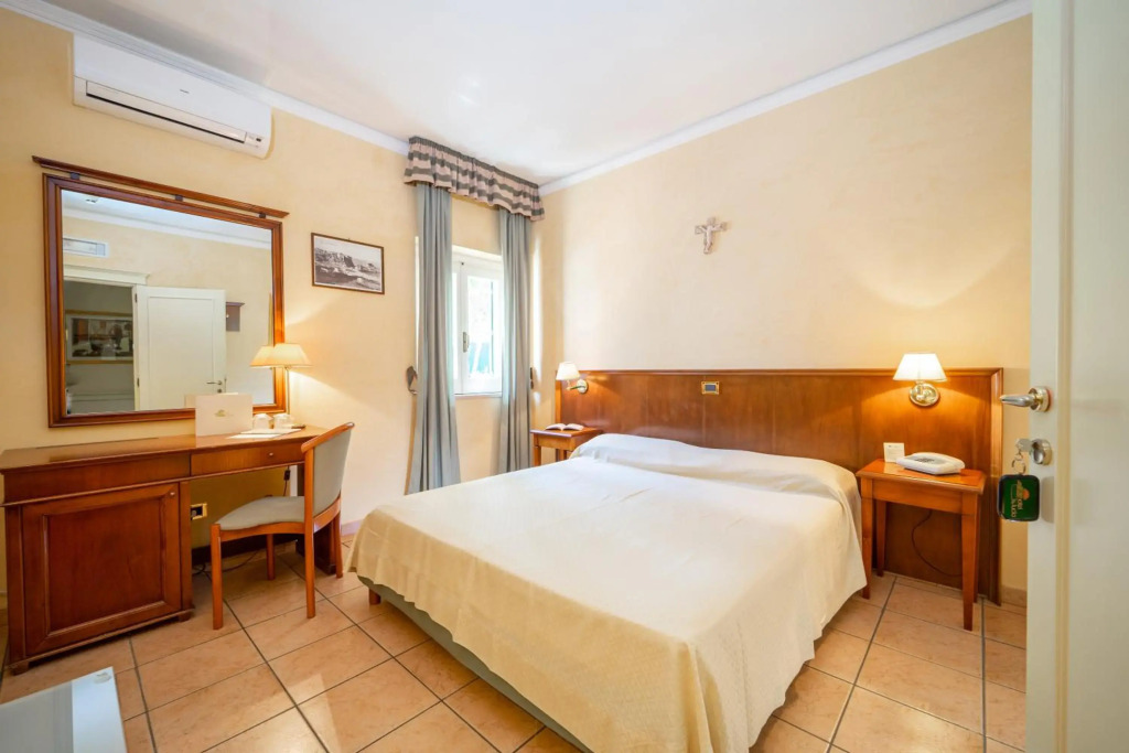 Hotel Santa Lucia