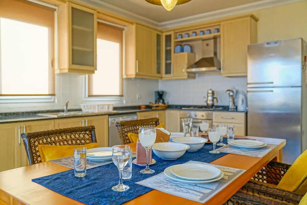 Picus Apartment