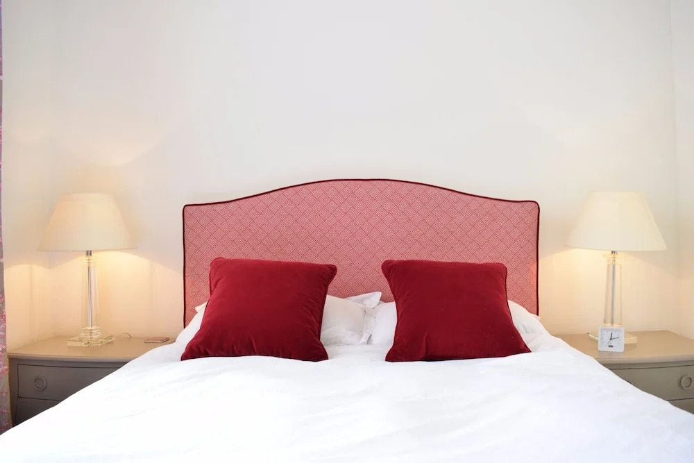 Bright 1 Bedroom Flat in Brook Green