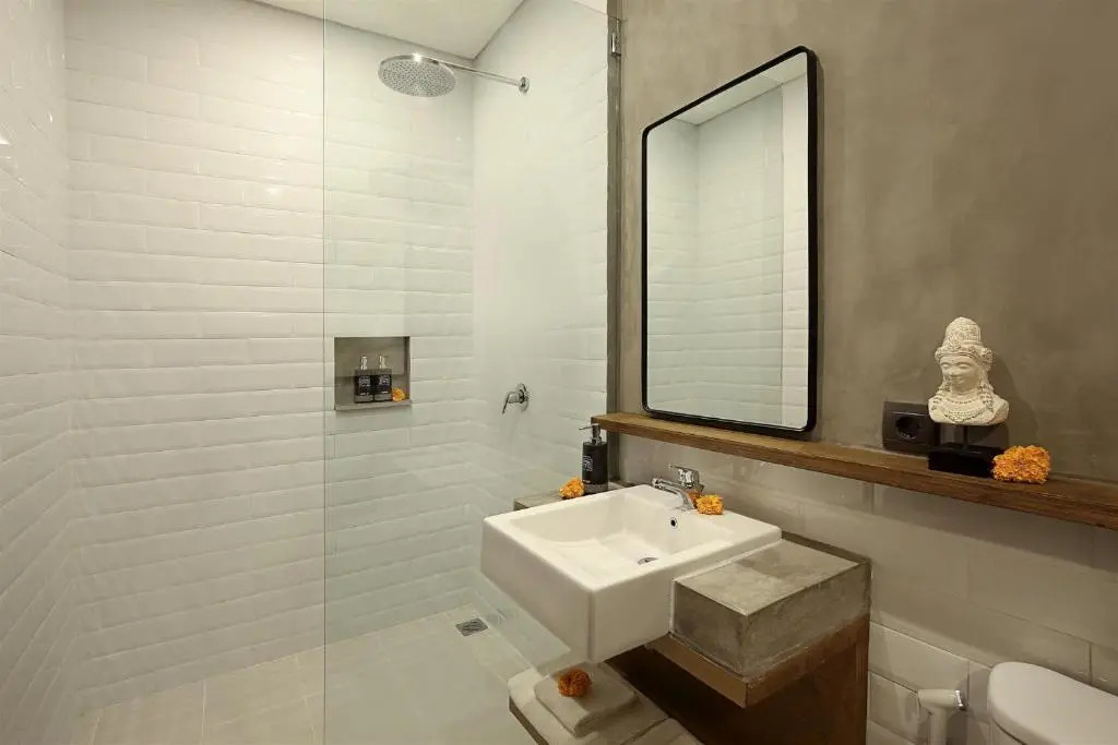 Griya Gribig Guest House Mitra RedDoorz