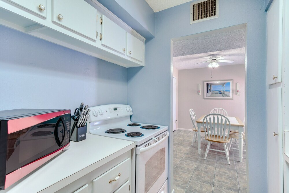 Madeira Beach Yacht Club 250F Two-bedroom Apartment