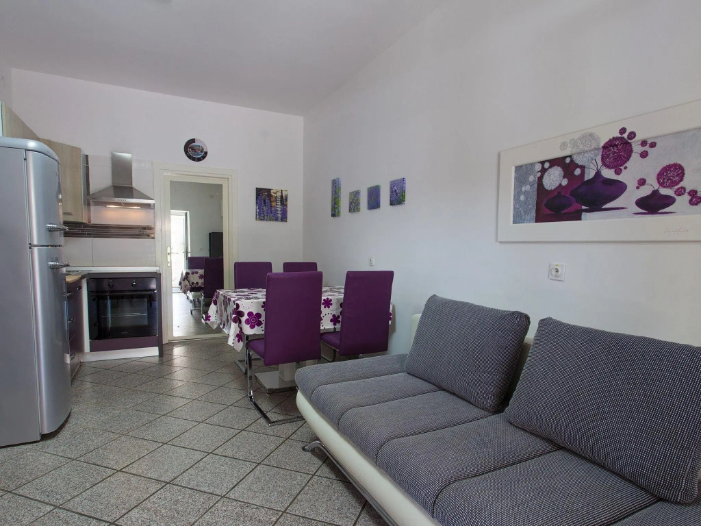 Attractive Apartment in Malinska near Sea