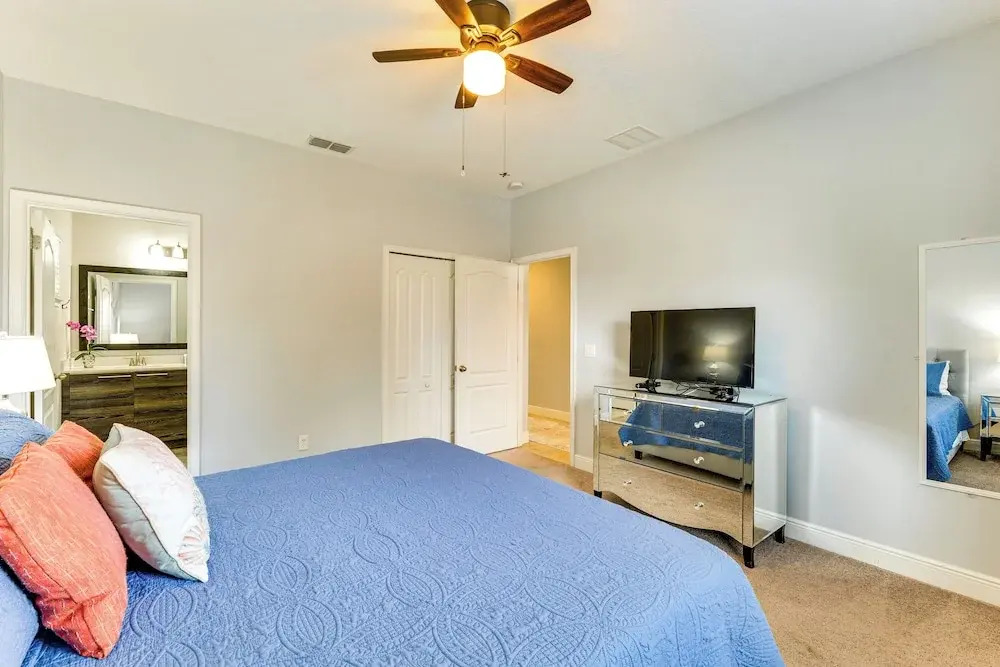 Resort Home in Haines City: Screened Lanai, Pool!