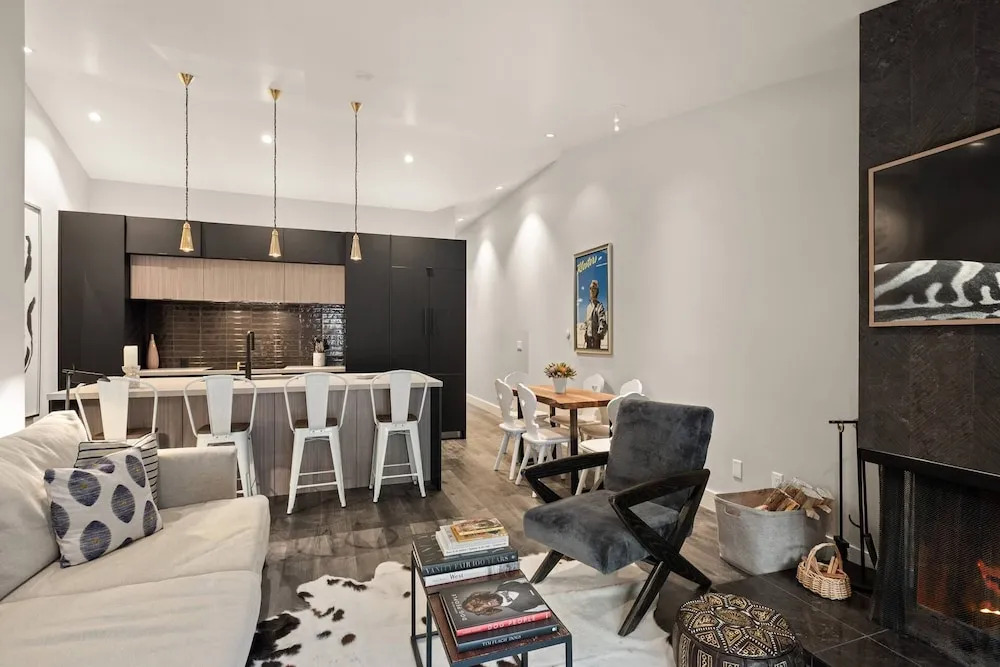 700 Monarch Condos by iTrip Aspen Snowmass