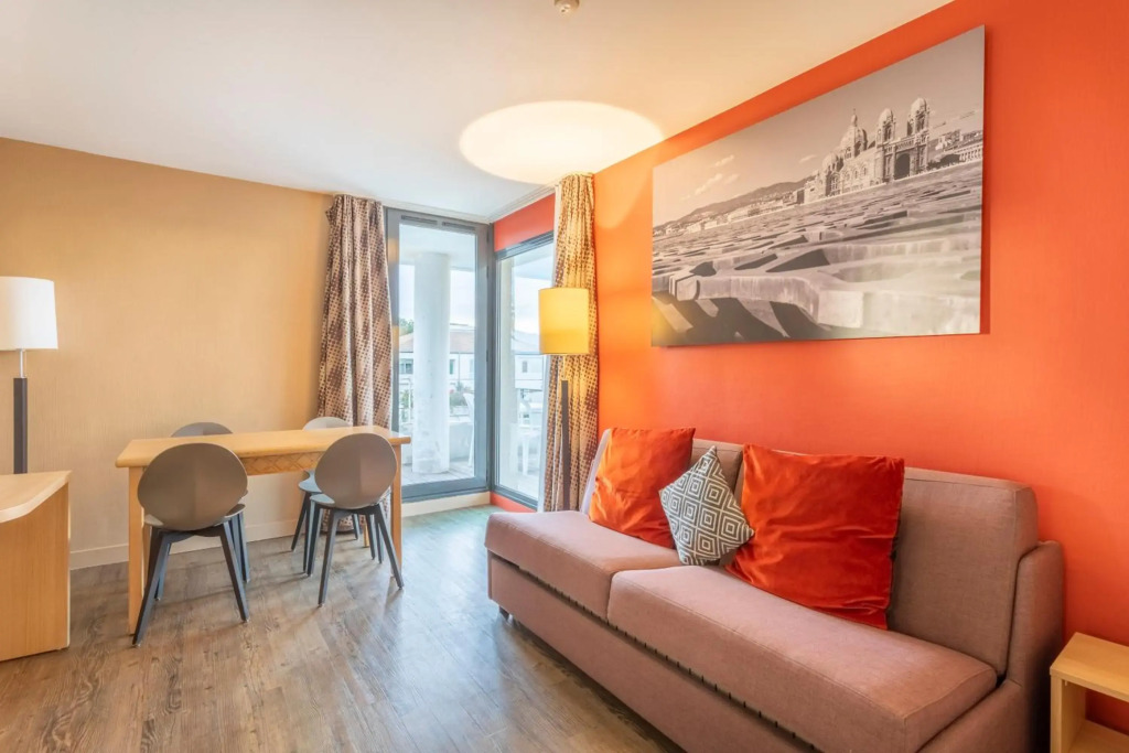 Comfort Aparthotel Zenitude Marseille Prado