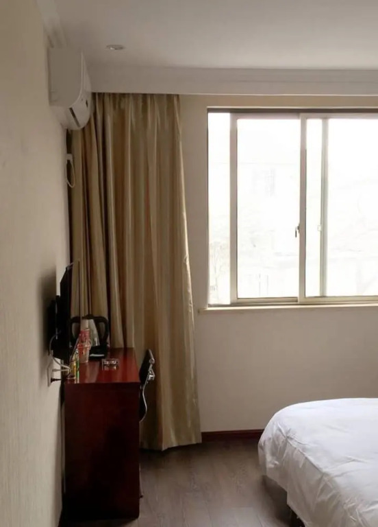 Wanjing Express Hotel