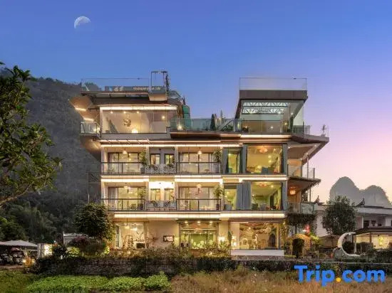 Yangshuo Yulong River Gauche Hotel