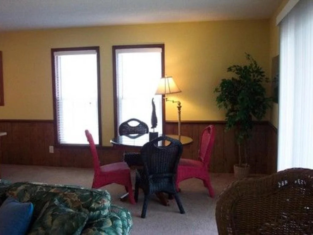 5 OClock Somewhere 4 Br home by RedAwning
