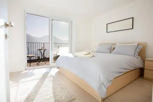 Argegno Pool apartment