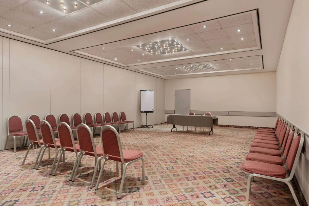 Ramada by Wyndham Bottrop City