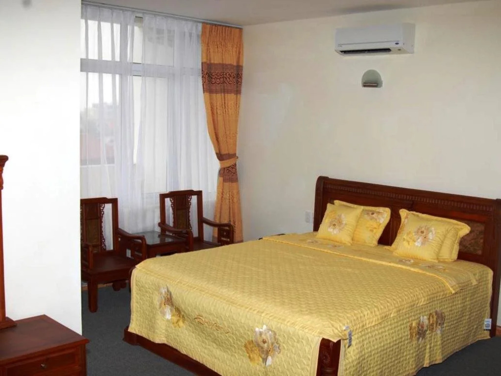 Bank Star I Hotel
