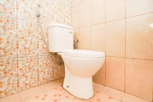 OYO Life 2446 Kost Putri Gubeng Kertajaya