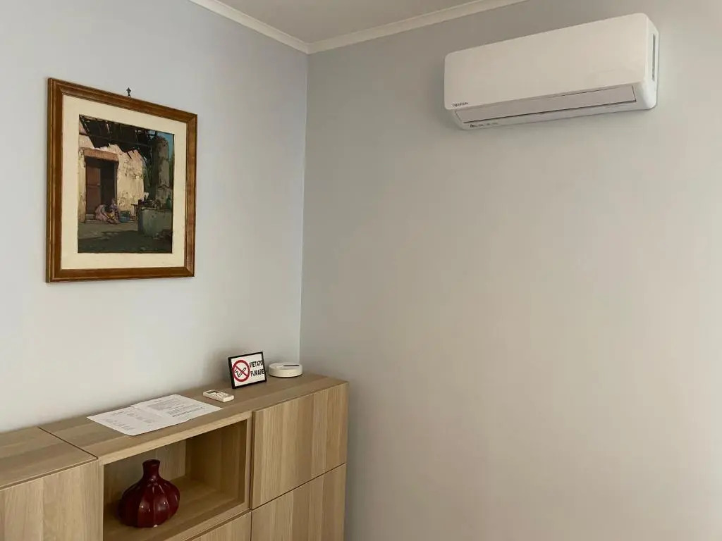 INTERO APPARTAMENTO EUR Torrino NUOVO LiFeHome