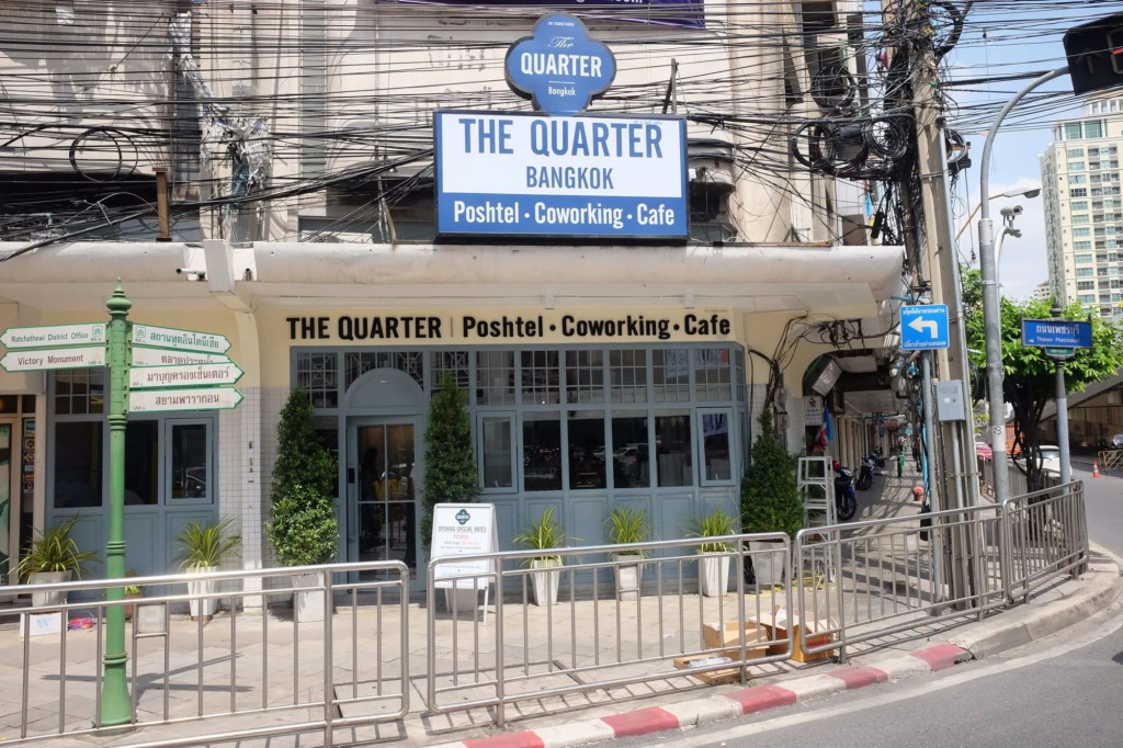 The Quarter Bangkok Poshtel & Coworking - Hostel