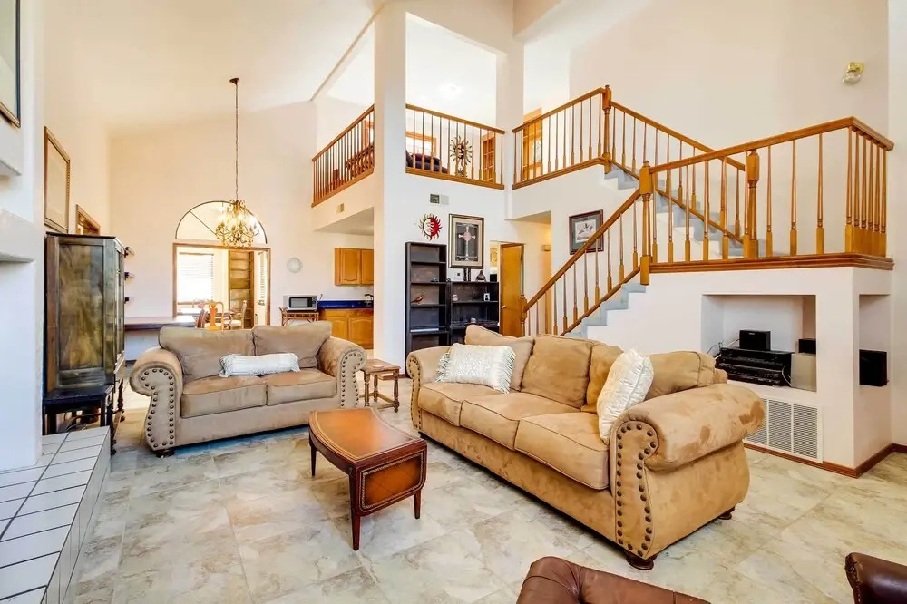Albuquerque Home w/ Spacious Yard & Fire Pit!