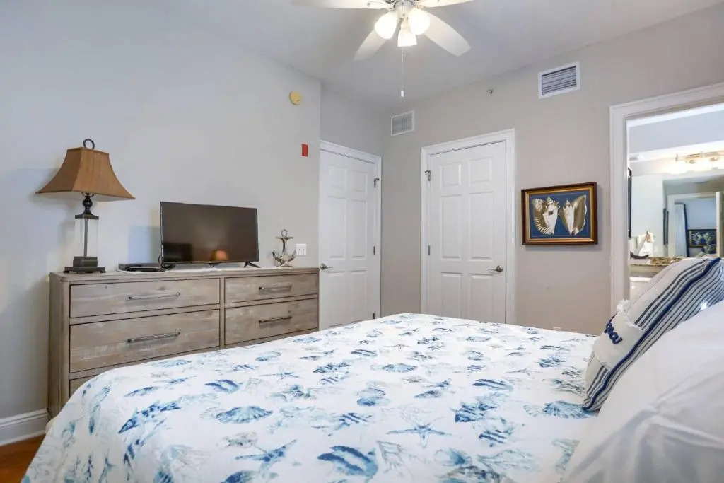 204 Bay Harbor