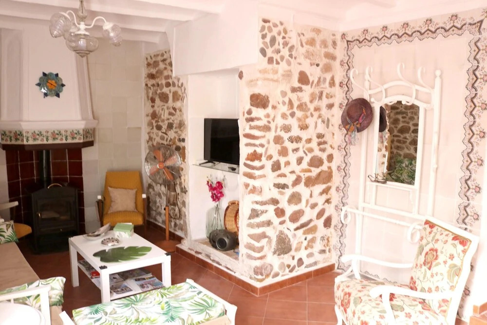 House with 3 Bedrooms in Estivella - 11 Km From the Beach