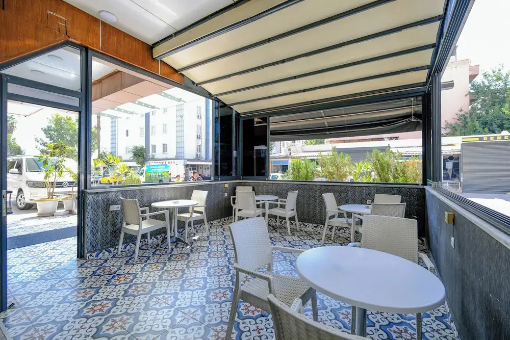 Kar Hotel