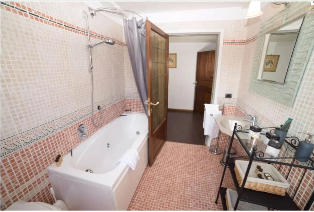 Hemeras Boutique House Servi
