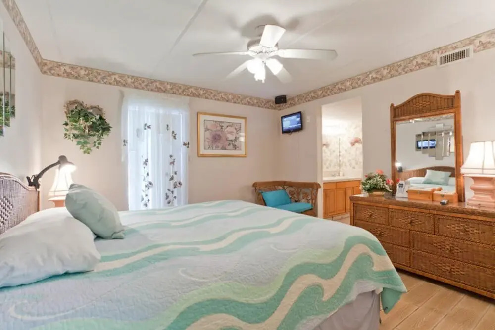 Saida IV Condominium 709