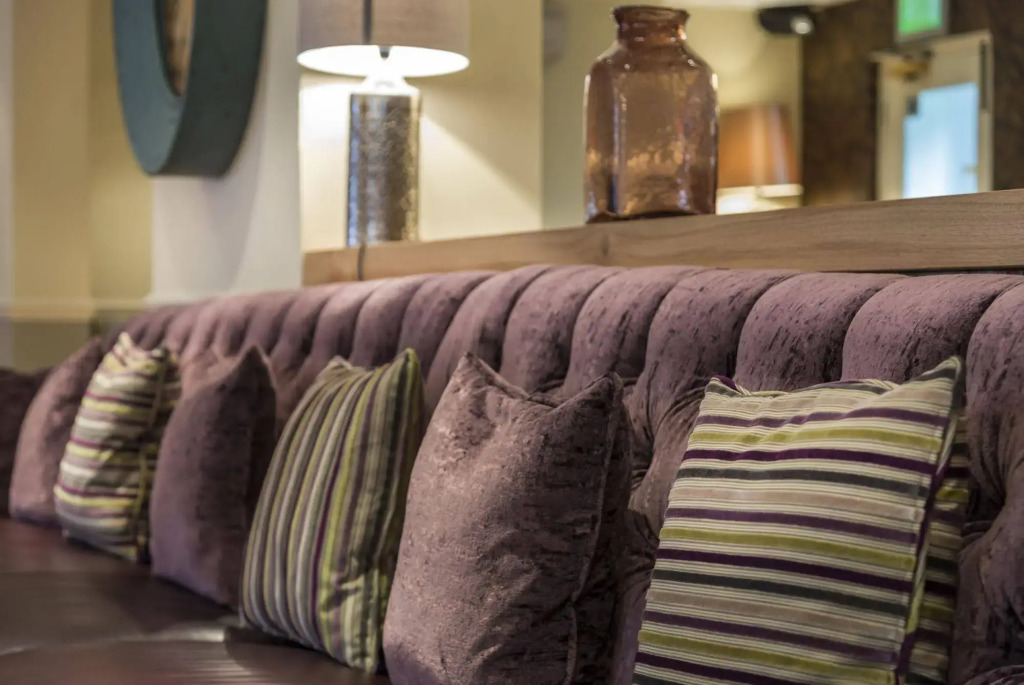 The Royal Oak Hotel, Welshpool - The Coaching Inn Group