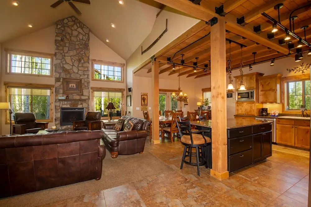 Leland Creek Home 5 Br home by RedAwning