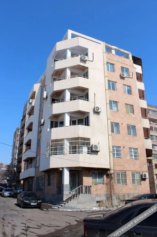 Lux Central Apartments