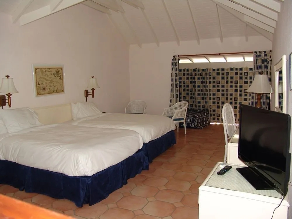 Captain Olivers Resort & Marina