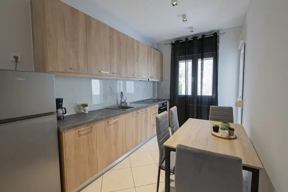 V & G Apartment by Rentals Pro - Nea Moudania