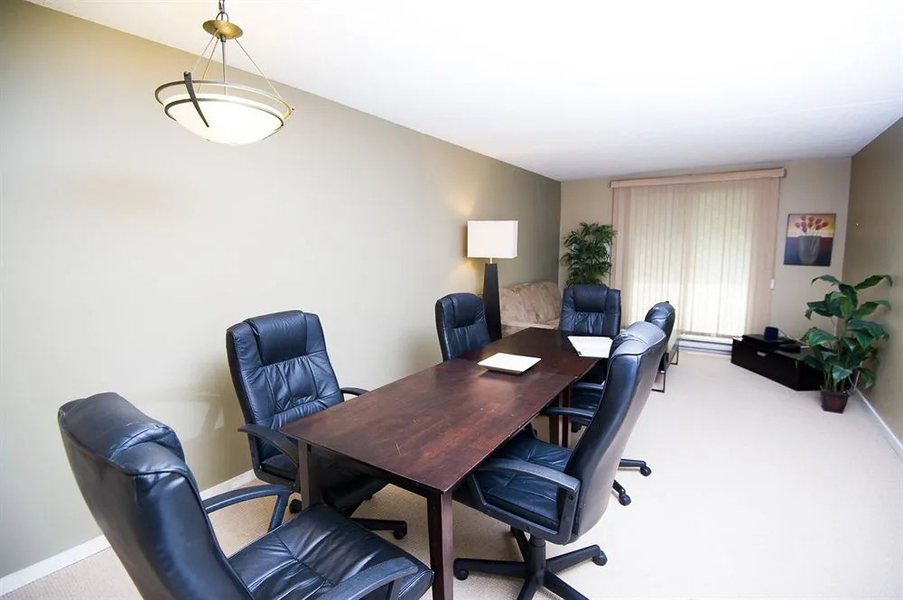 Winnipeg Executive Suites - Polo Park