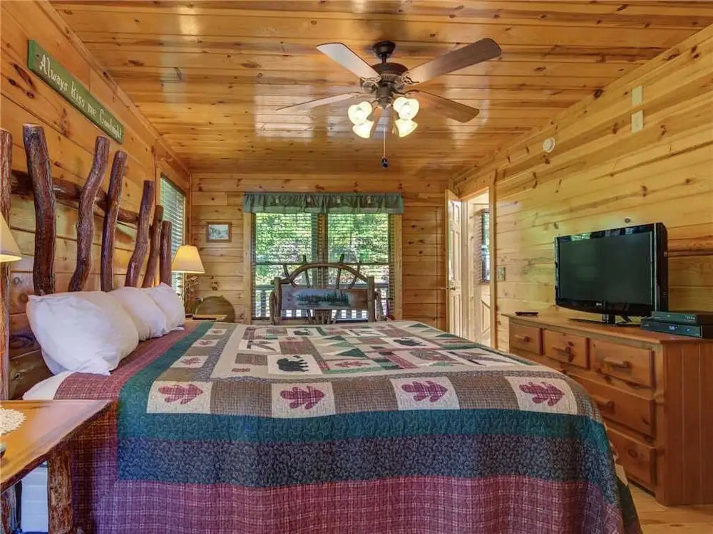 View Catcher - Two Bedroom Cabin