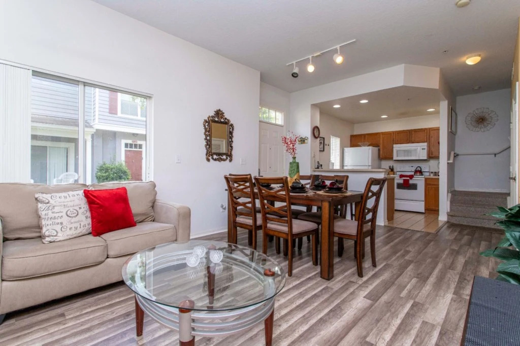 4560 Seven Dwarfs - AMAZING 4 BEDS NEAR DISNEY , KISSIMMEE, US