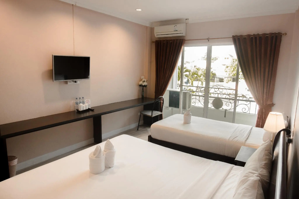 Morning Dew Lodge (SHA Certified)