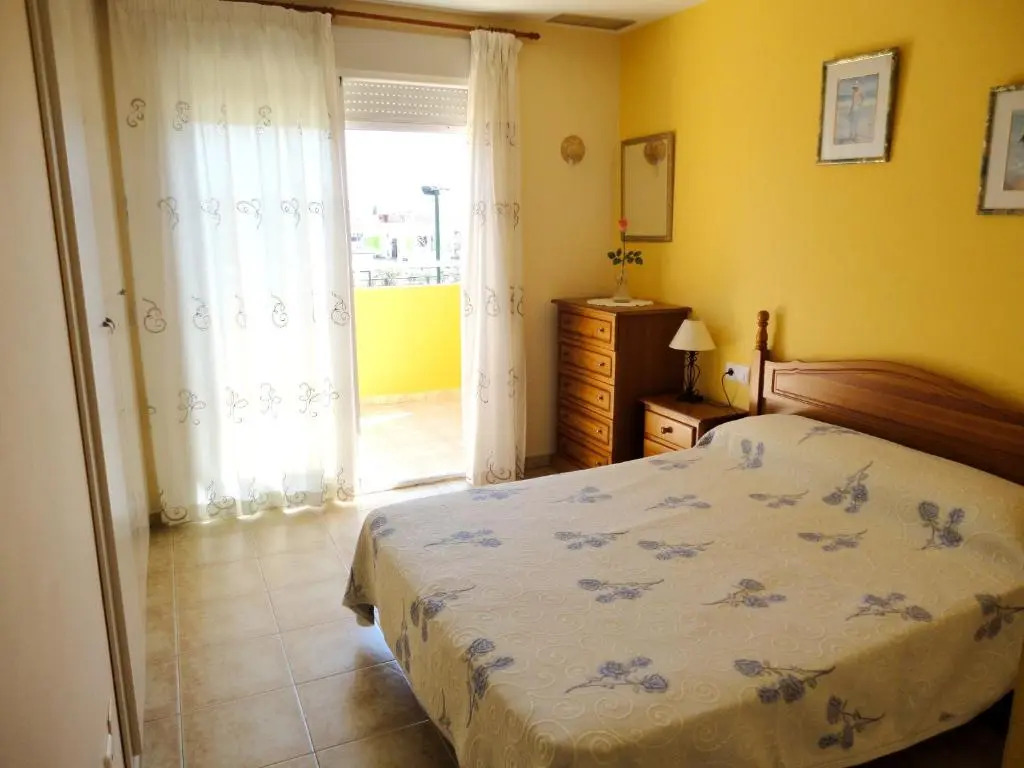 Apartment with 2 bedrooms in Denia with shared pool enclosed garden and WiFi 500 m from the beach