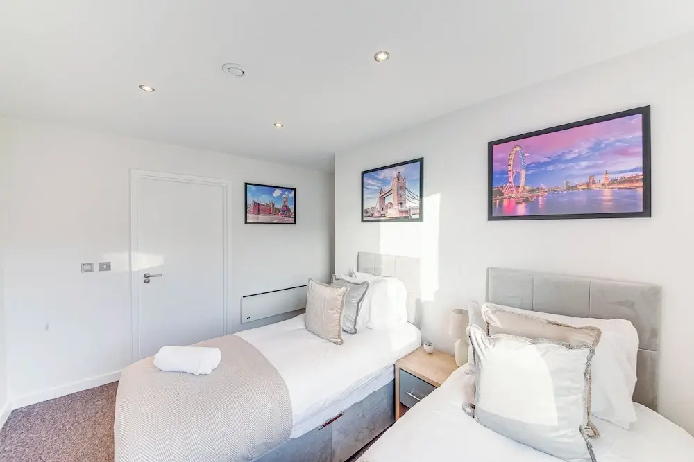 Elegant Shire House Apartment