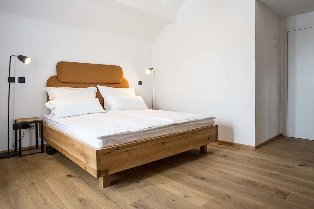 Vault Hotel